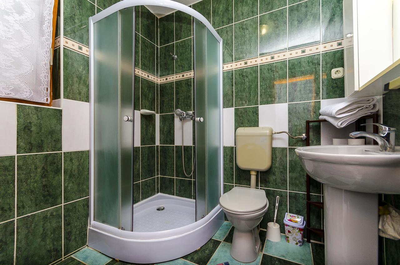 Apartments Mirko I Anda Donji Okrug  المظهر الخارجي الصورة